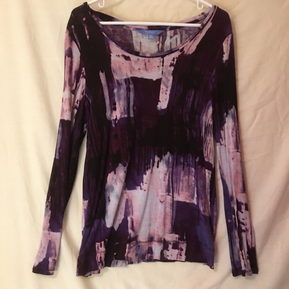 Simply Vera wang purple top, like new no flaws!